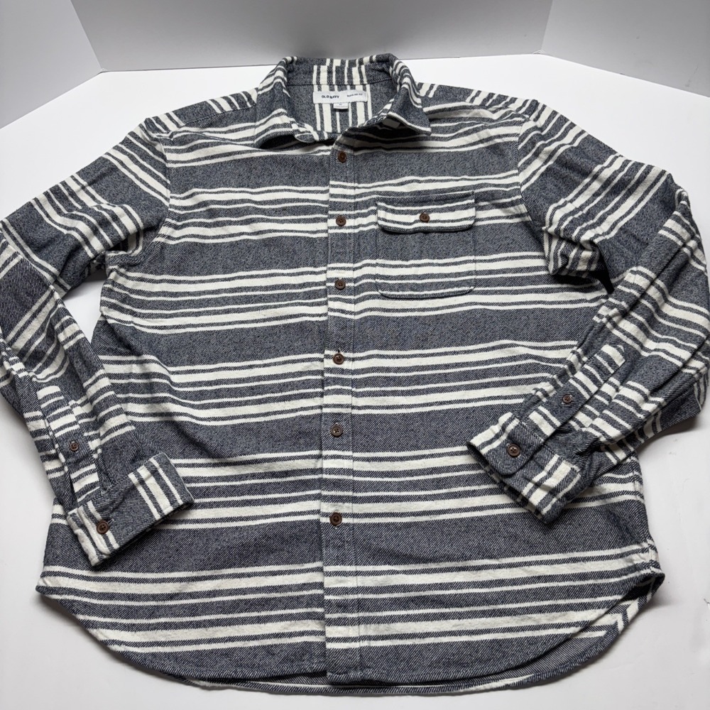 Old Navy Shirt Sz XL Mens Thick Flannel Long Sleeve Button Up Stripe Regular Fit